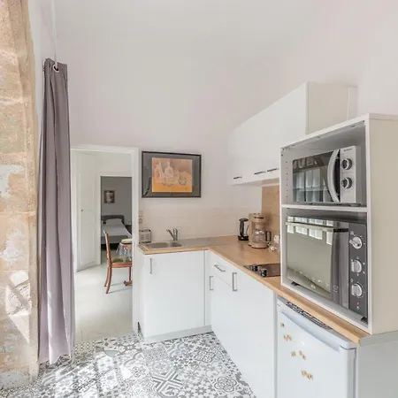 CABANA&Le Gîte de la Tour Lugny Extérieur photo
